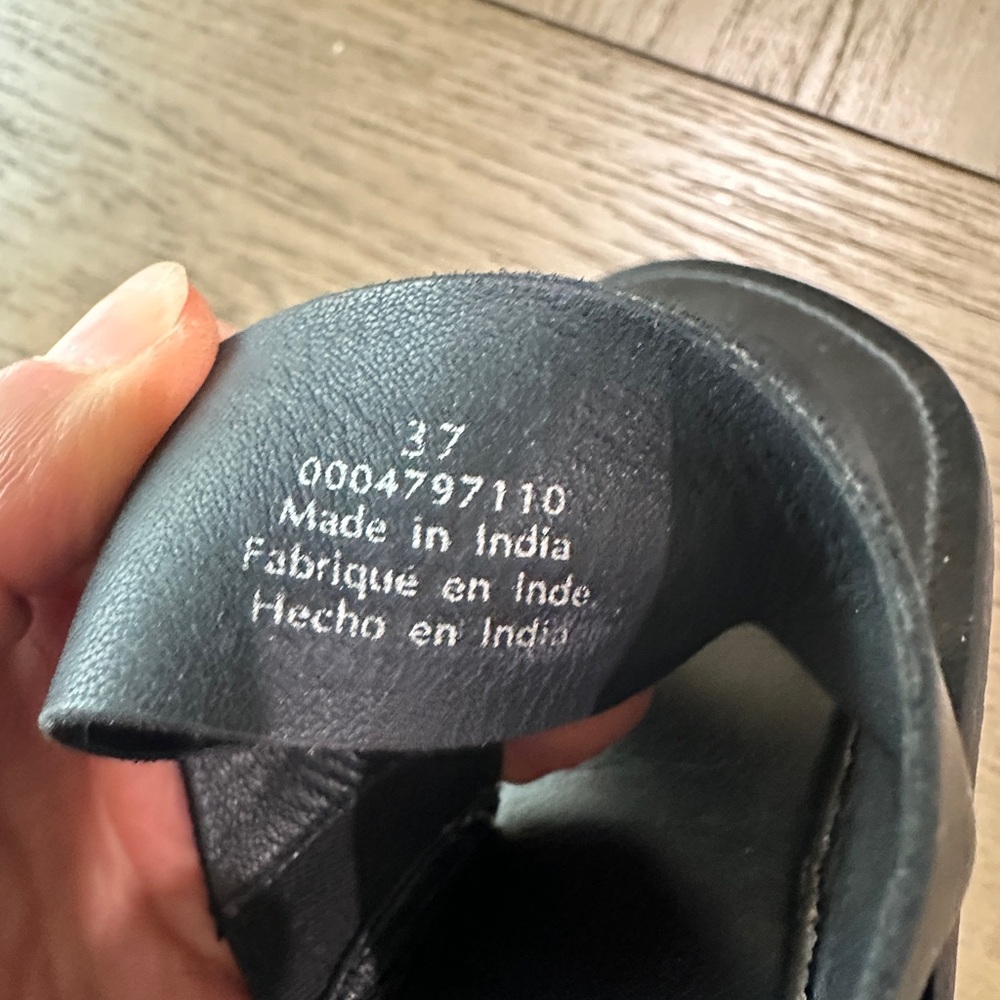 Free People Toe Ring Sandals Size EU 37 / U.S. 6.5-7 Black - Picture 7 of 9